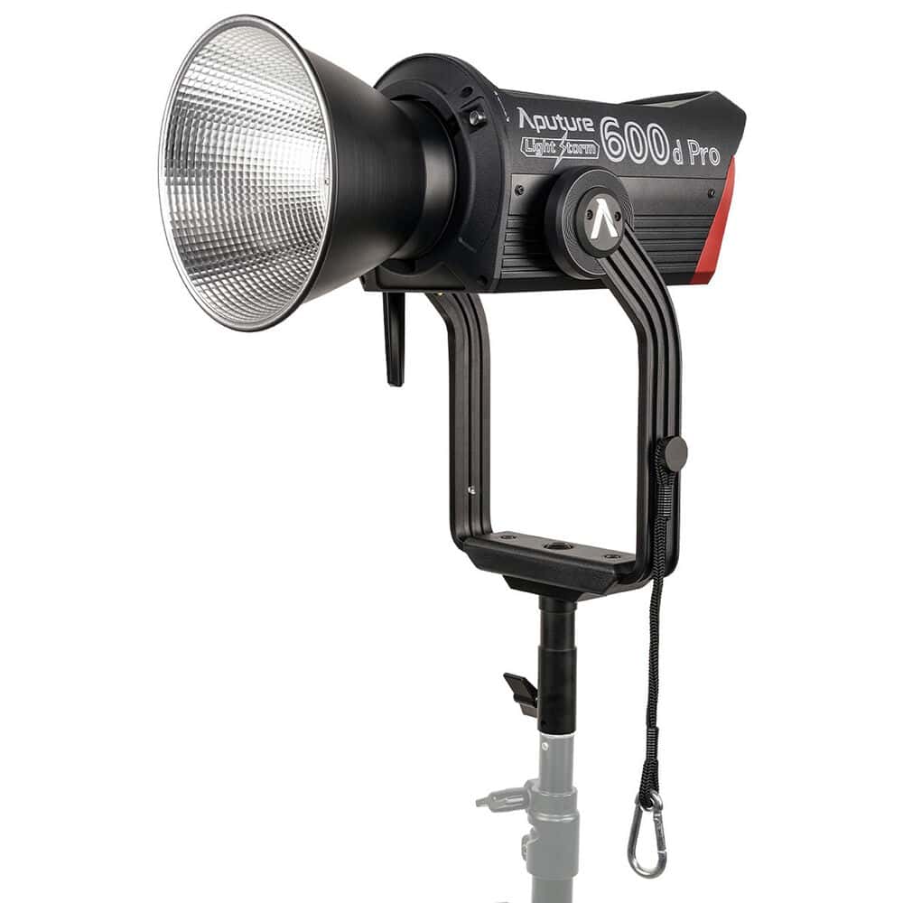 LED прибор Aputure Light Storm LS COB 600d Pro 5500°K